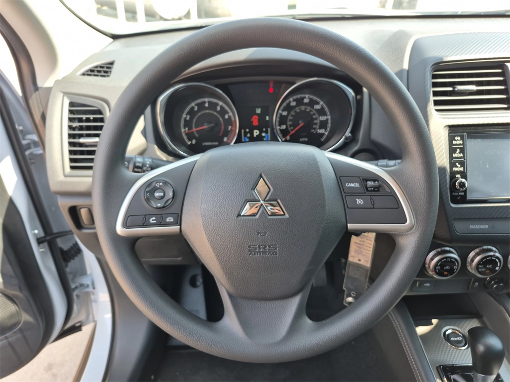 2025 Mitsubishi Outlander Sport 2.0 ES White at North Houston Mitsubishi