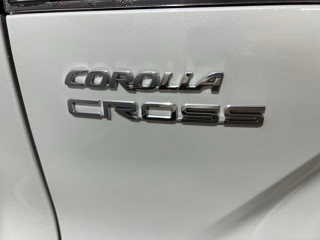 Thumbnail: 2025 Toyota Corolla Cross - 21