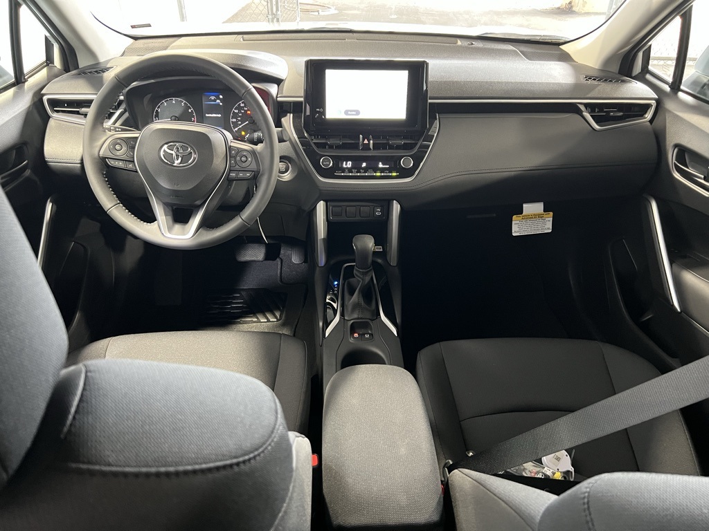 Thumbnail: 2025 Toyota Corolla Cross - 27