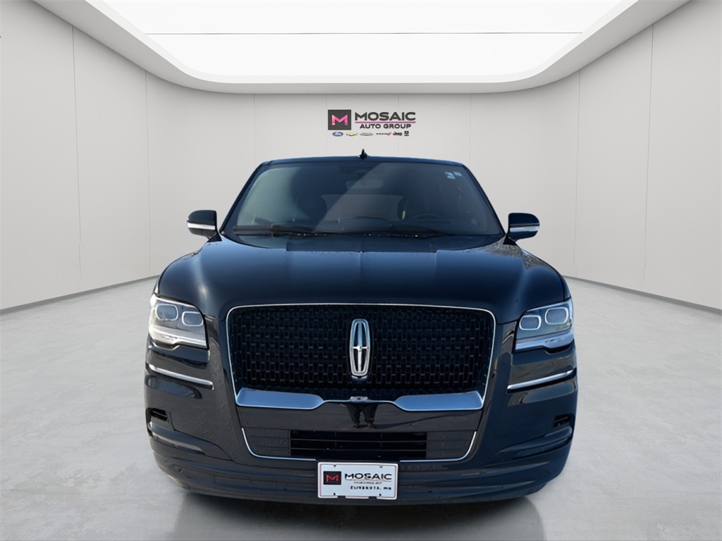 Used 2024 Lincoln Navigator Reserve with VIN 5LMJJ2LG5REL23894 for sale in Zumbrota, Minnesota