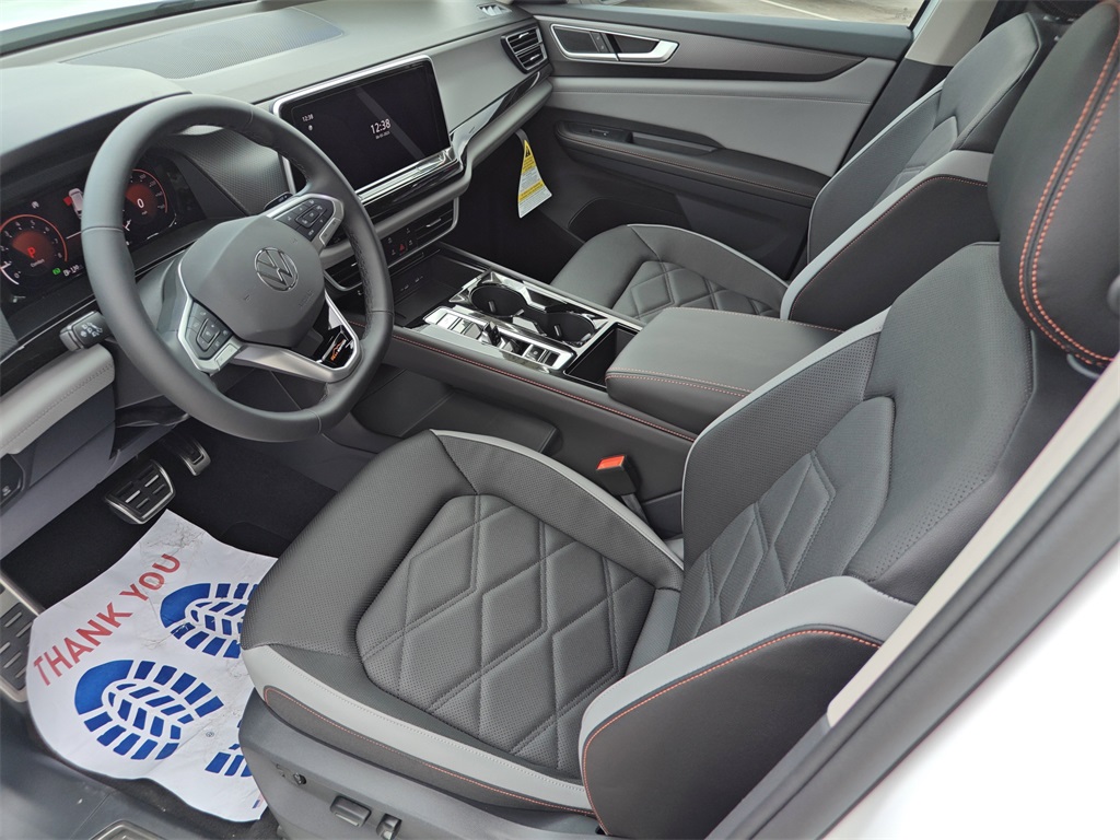 2025 Volkswagen Atlas 2.0T Peak Edition - 10