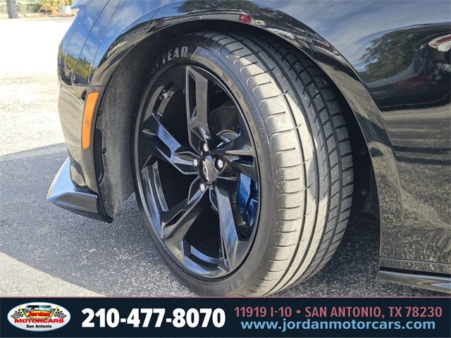 Used Car 2020 Chevrolet Camaro  Lt1 For Sale Under $35,000 In San Antonio, Texas