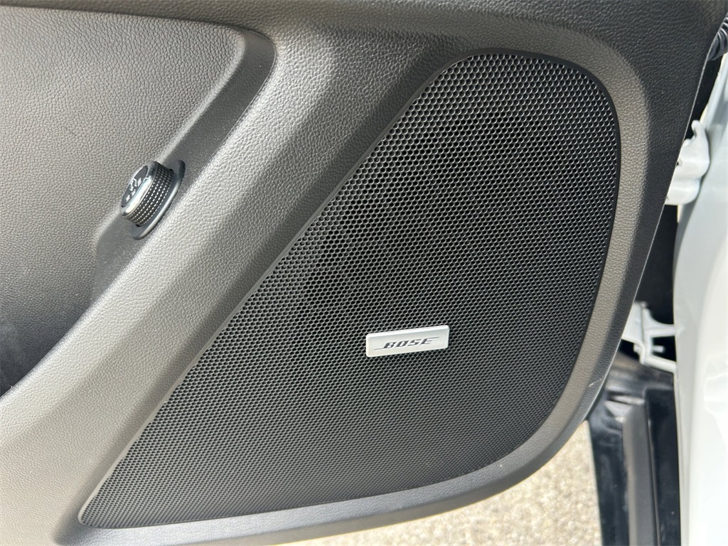 Used Car 2023 Chevrolet Traverse  Premier For Sale Under $35,000 In Floresville, Texas