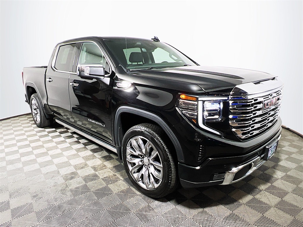 2025 GMC Sierra 1500 Denali Crew Cab 4WD