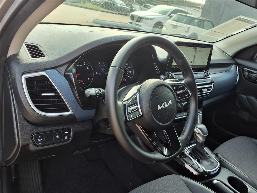 2023 Kia Seltos S Gray at Bayway Cadillac Southwest