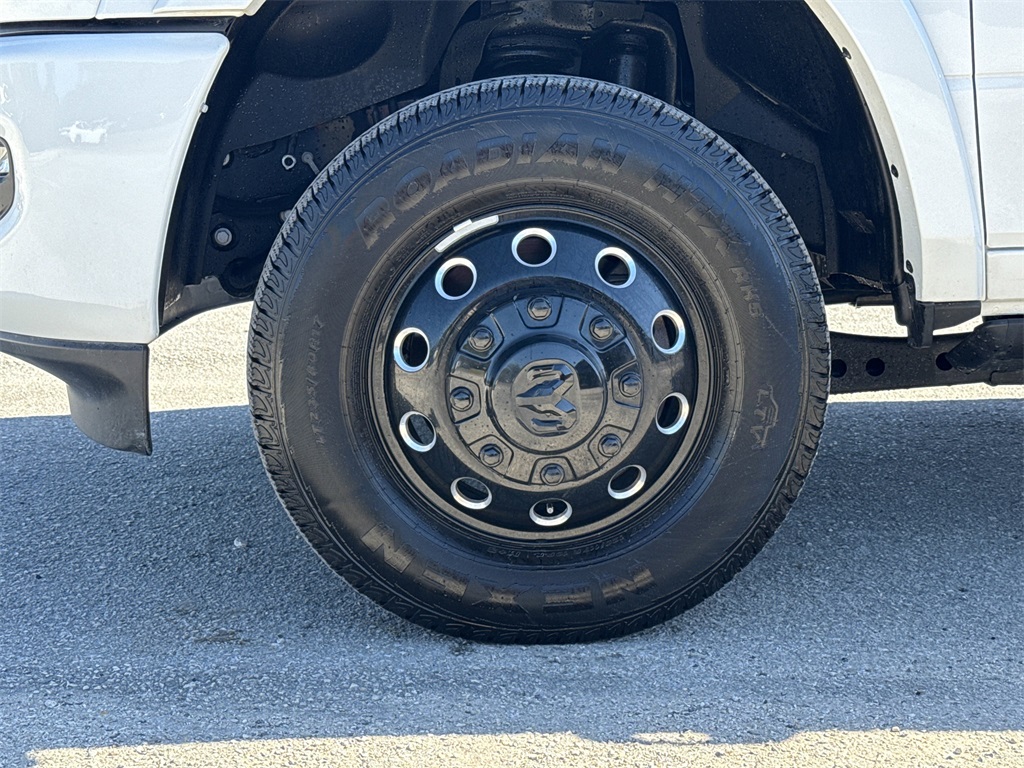 2025 Ram 3500 Limited - 8