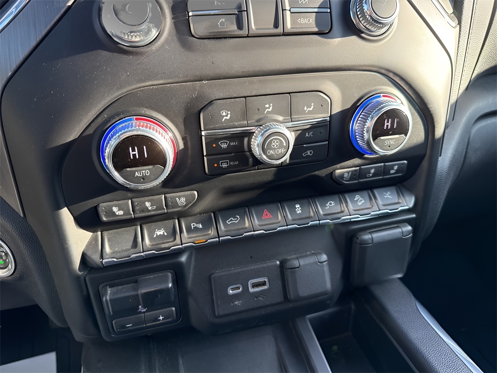 2022 GMC Sierra 1500 Limited