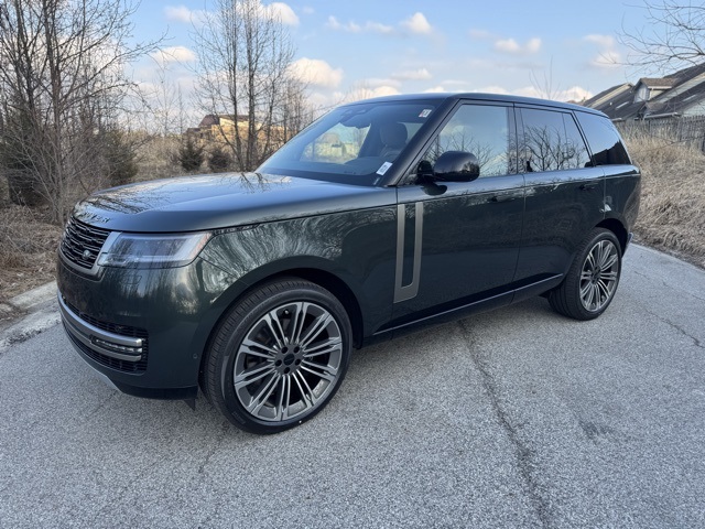 2026 Land Rover Range Rover P400 SE AWD