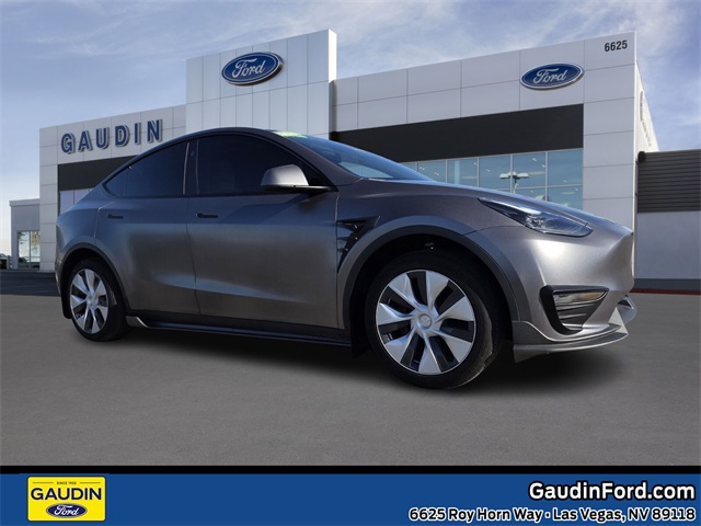 2024 Tesla Model Y Standard Range