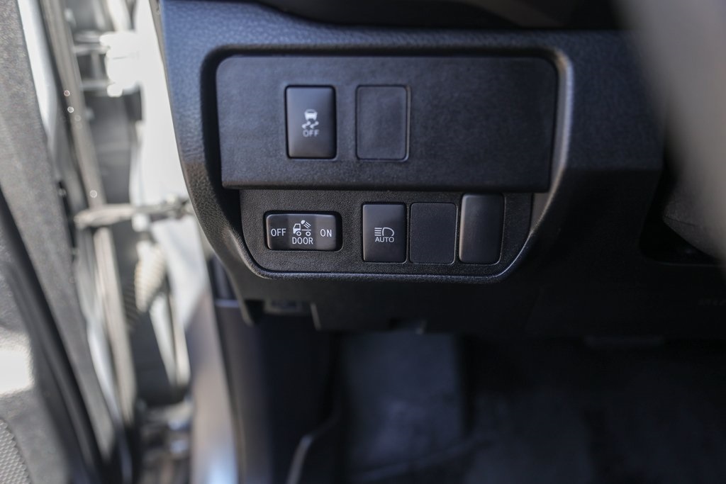 Used Car 2021 Toyota Tacoma  Trd Sport For Sale Under $40,000 In Austin, Texas