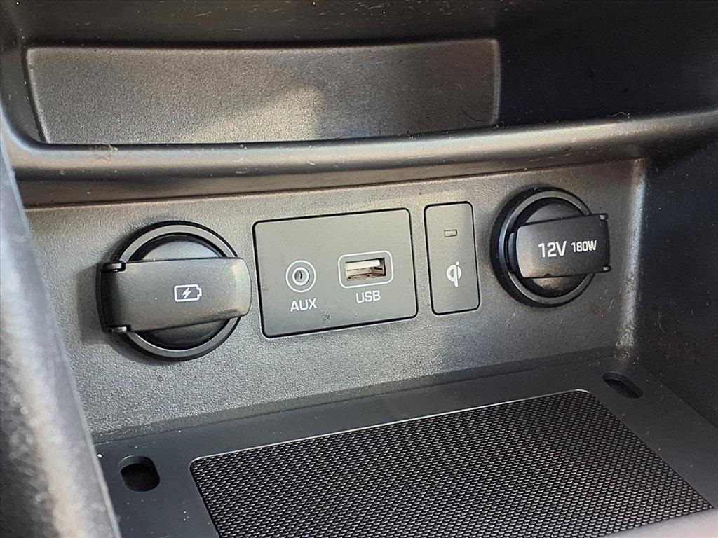 2021 Hyundai Kona SEL Plus - 11