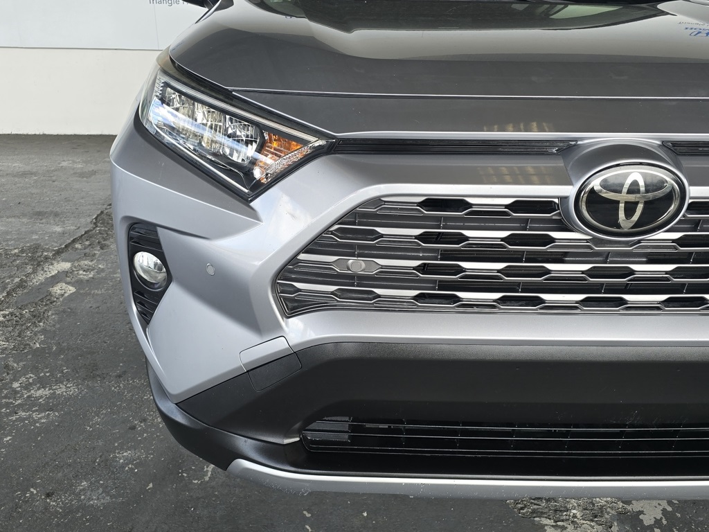 Thumbnail: 2021 Toyota RAV4 - 16