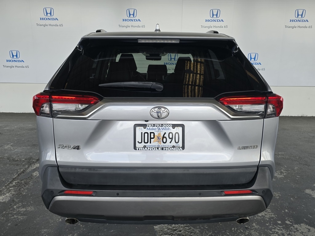 Thumbnail: 2021 Toyota RAV4 - 20