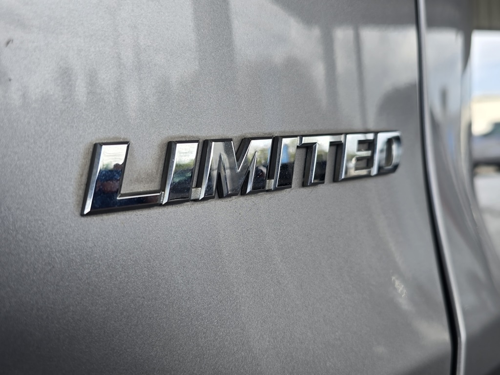 Thumbnail: 2021 Toyota RAV4 - 26