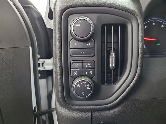 2025 – Chevrolet – Silverado 2500HD