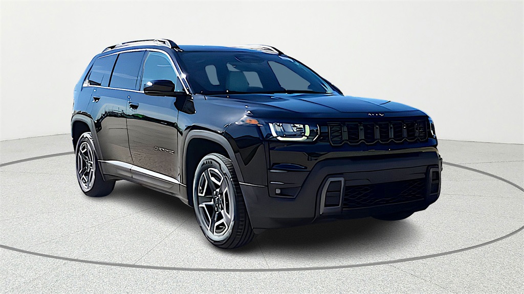 2026 Jeep Cherokee Laredo 4WD