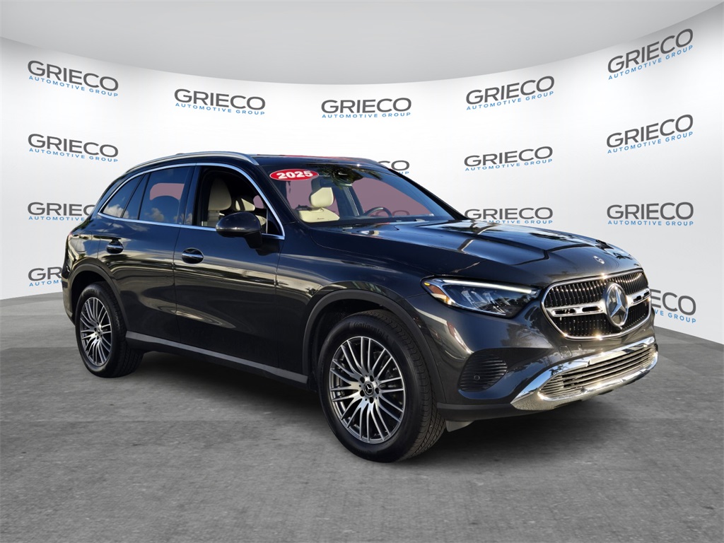 2025 Mercedes-Benz GLC 300 RWD