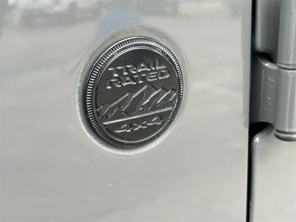 Used Car 2021 Jeep Gladiator  Sport For Sale Under $30,000 In San Marcos, Texas