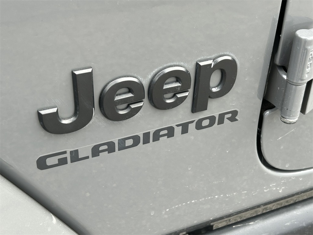 Used Car 2021 Jeep Gladiator  Sport For Sale Under $30,000 In San Marcos, Texas