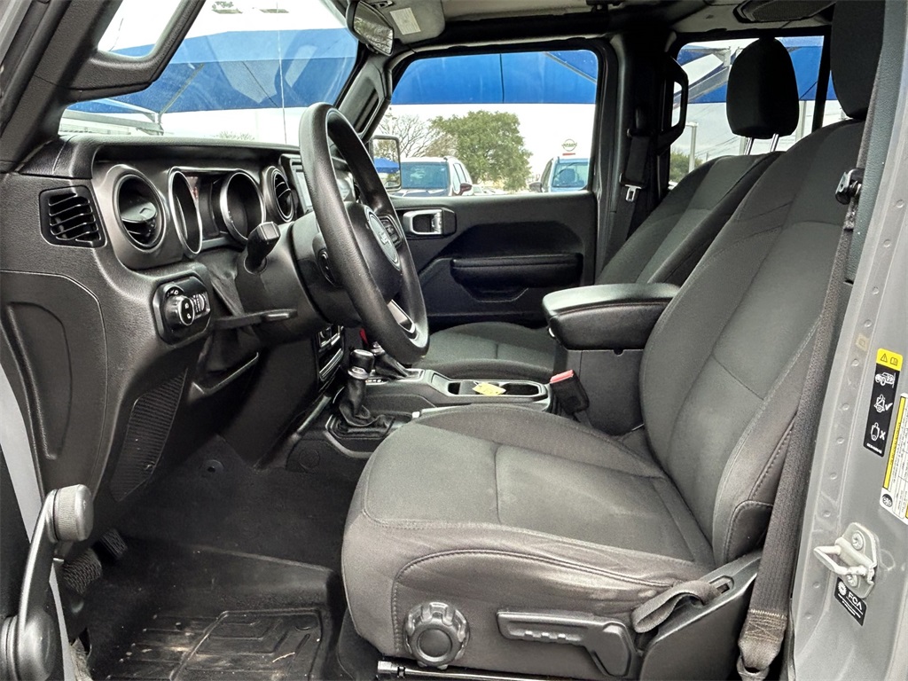 Used Car 2021 Jeep Gladiator  Sport For Sale Under $30,000 In San Marcos, Texas