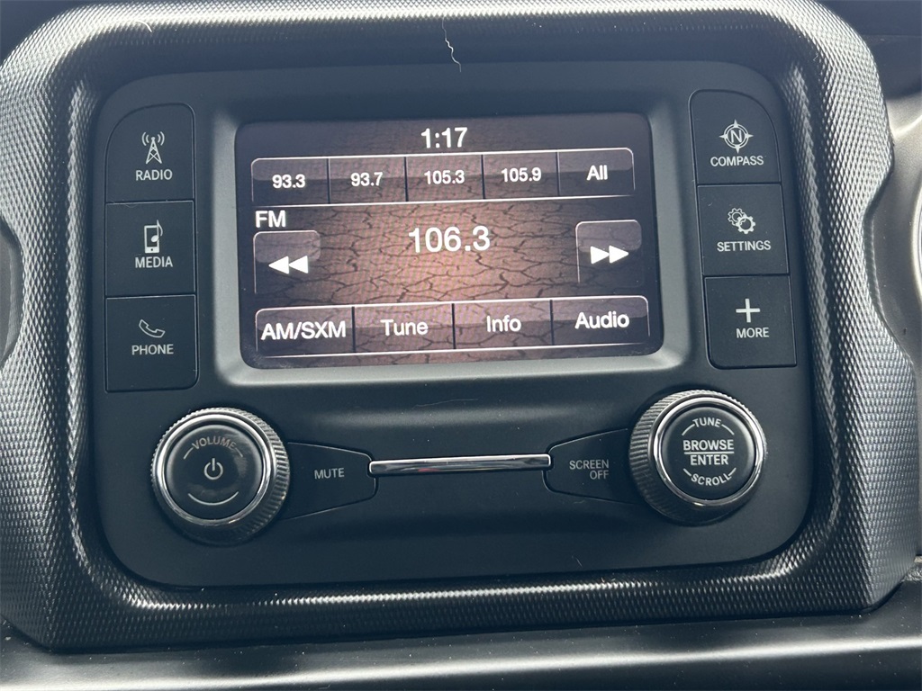 Used Car 2021 Jeep Gladiator  Sport For Sale Under $30,000 In San Marcos, Texas