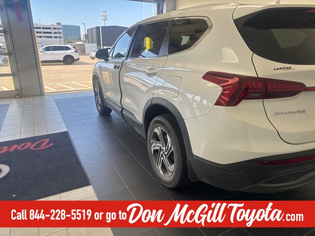 2022 Hyundai Santa Fe SE White at Baytown Hyundai