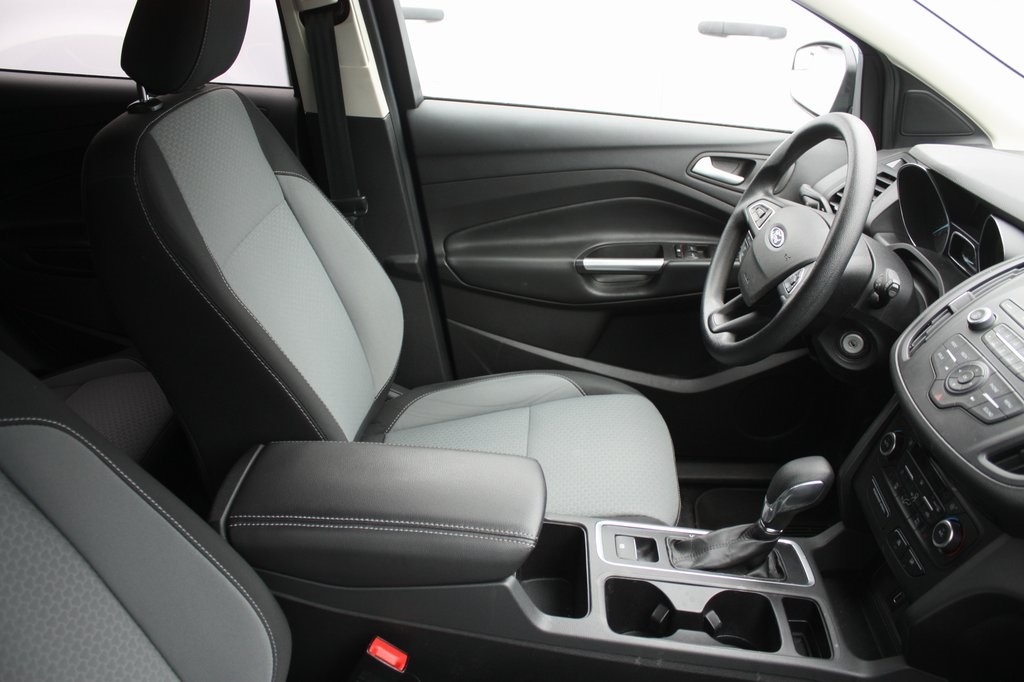 2018 Ford Escape SE photo 3