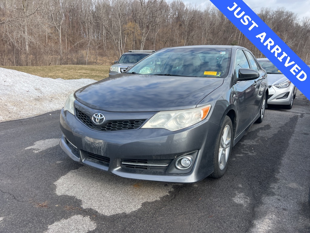 2014 Toyota Camry SE