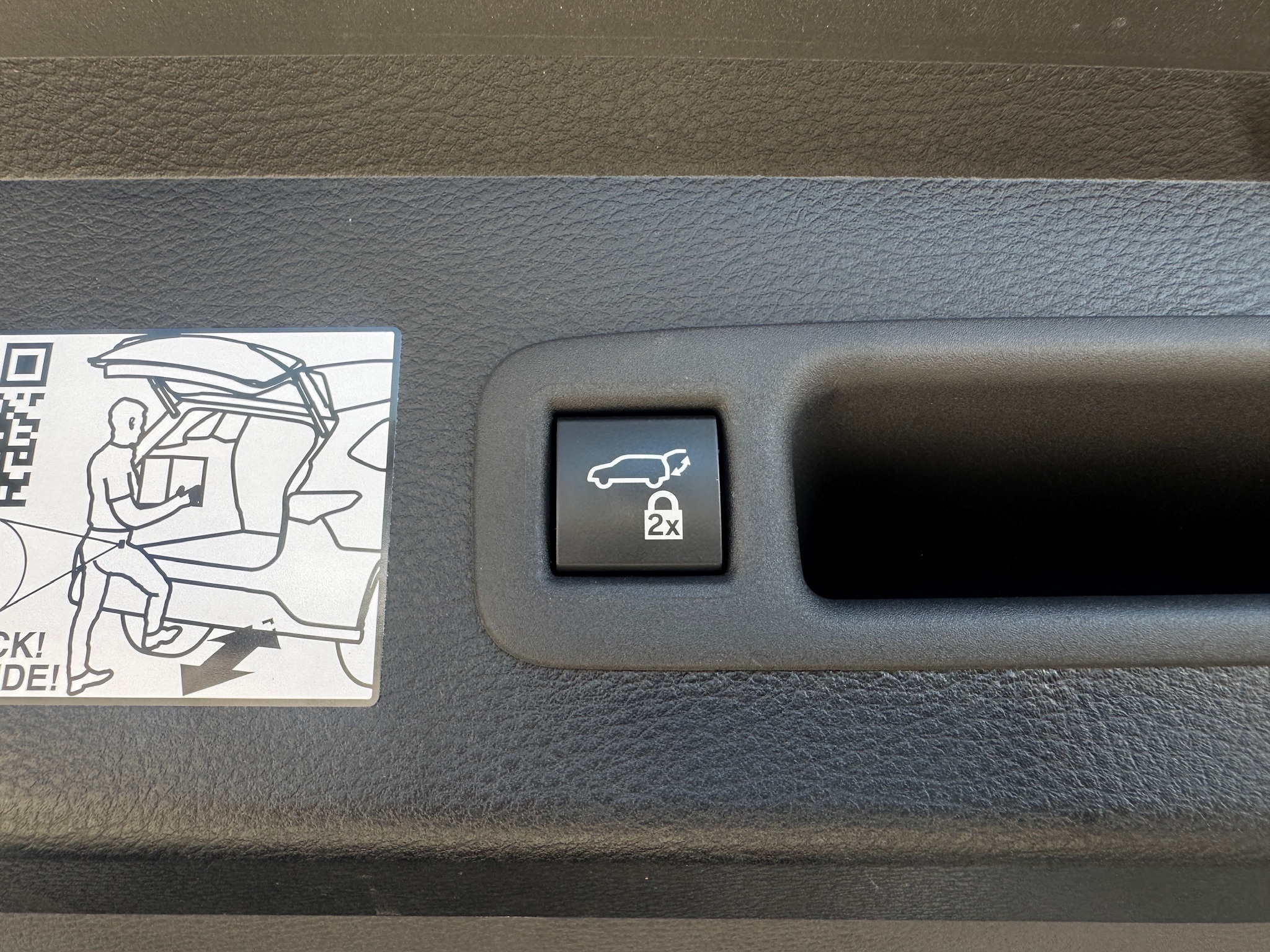 2022 Toyota Sienna XLE Beige at Toyota of Victoria