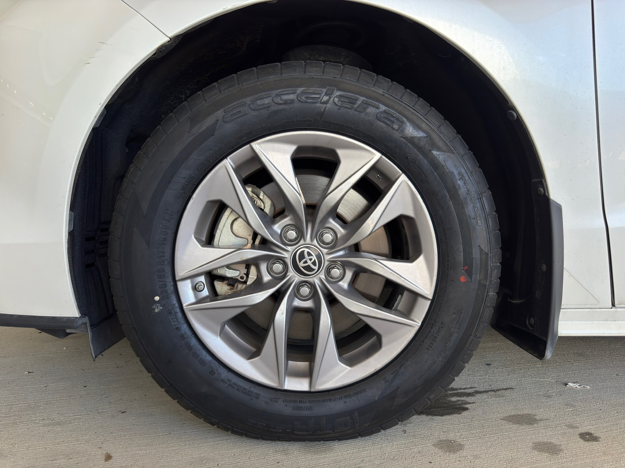 2022 Toyota Sienna XLE Beige at Toyota of Victoria