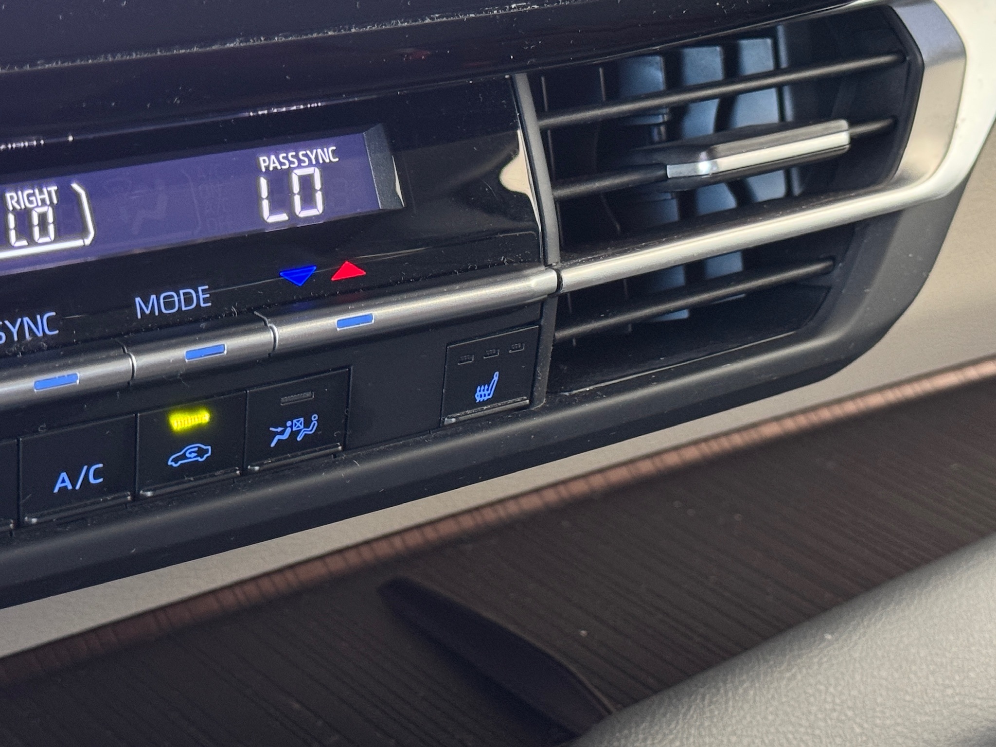 2022 Toyota Sienna XLE Beige at Toyota of Victoria