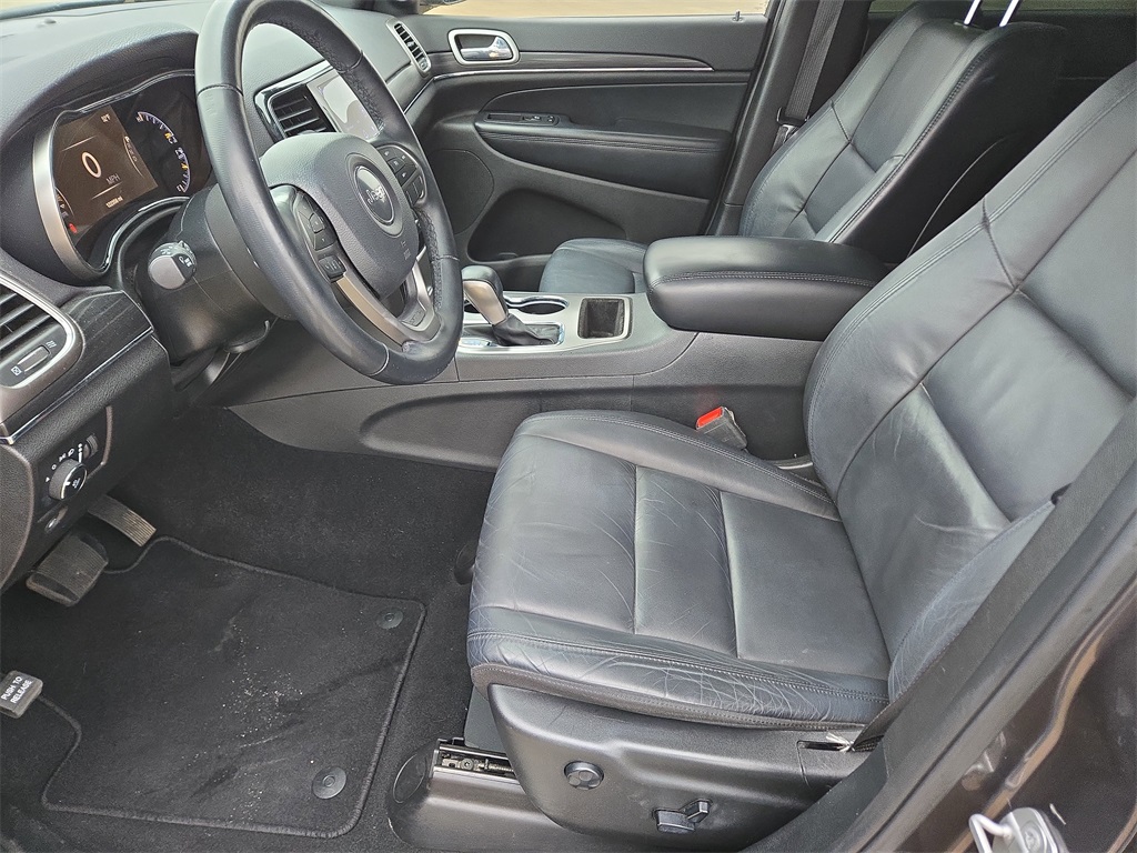 2020 Jeep Grand Cherokee Limited Gray at Texan Dodge Chrysler Jeep Ram