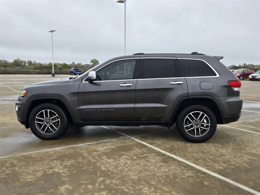 2020 Jeep Grand Cherokee Limited Gray at Texan Dodge Chrysler Jeep Ram