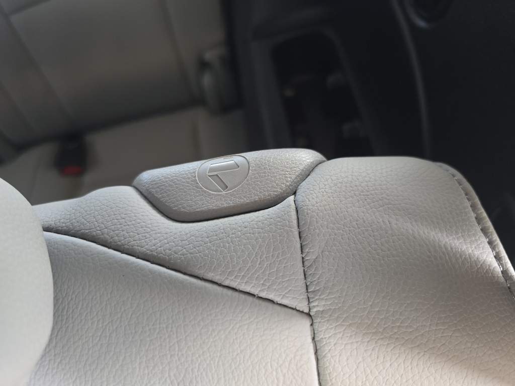 Thumbnail: 2019 Honda Pilot - 21