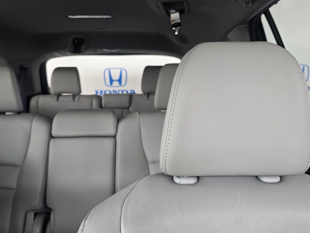 Thumbnail: 2019 Honda Pilot - 24