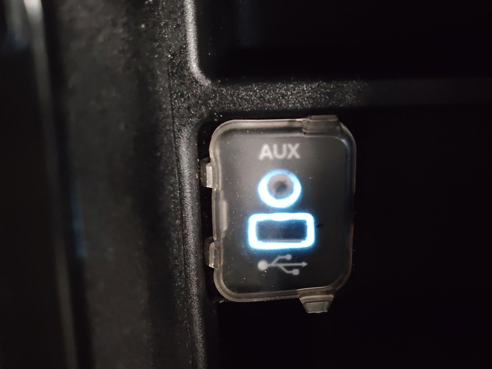 Used Car 2012 Chrysler 300  Limited For Sale Under $12,000 In San Antonio, Texas