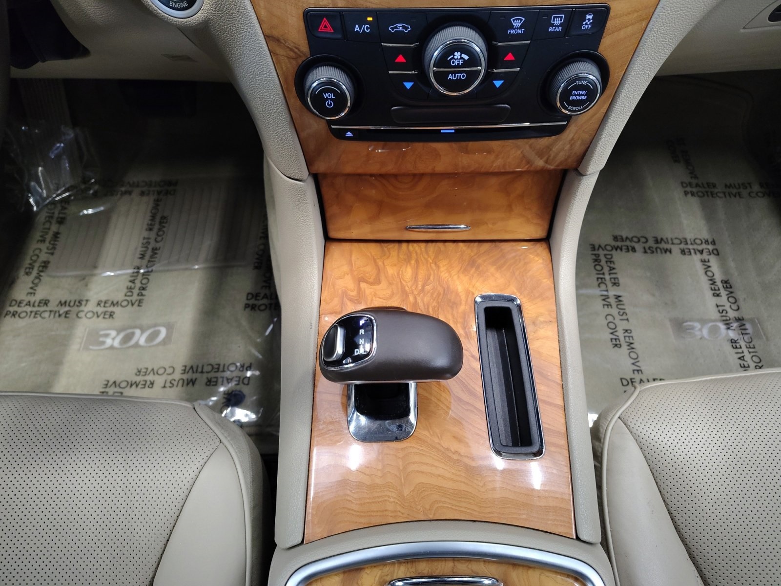 Used Car 2012 Chrysler 300  Limited For Sale Under $12,000 In San Antonio, Texas