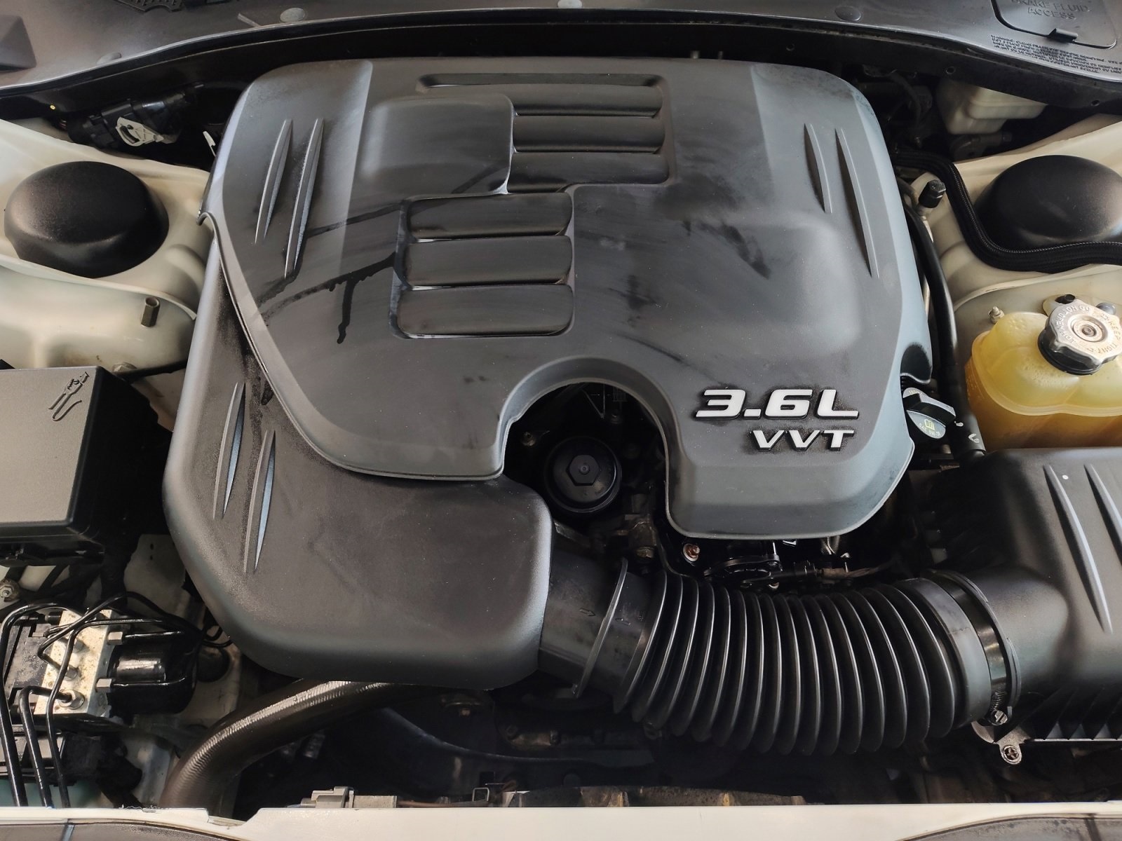 Used Car 2012 Chrysler 300  Limited For Sale Under $12,000 In San Antonio, Texas