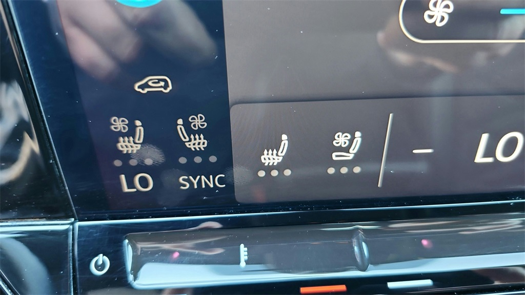 2024 Volkswagen Atlas Cross Sport