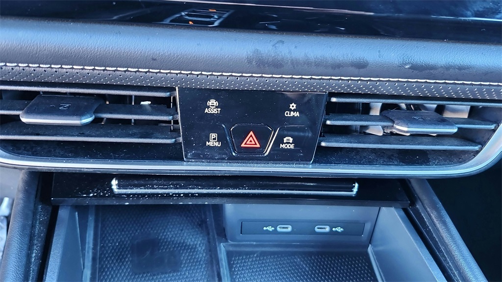 2024 Volkswagen Atlas Cross Sport