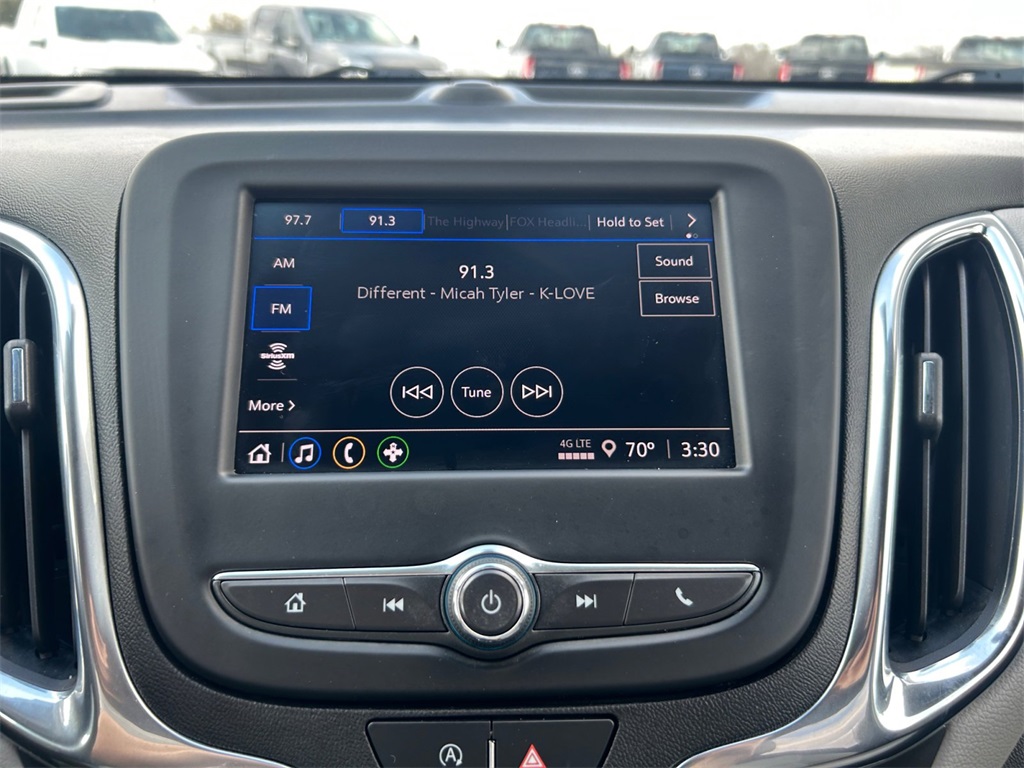 Used Car 2022 Chevrolet Equinox  Lt For Sale Under $20,000 In Floresville, Texas