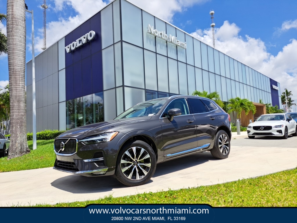 2023 Volvo XC60 B5 Plus Bright Theme