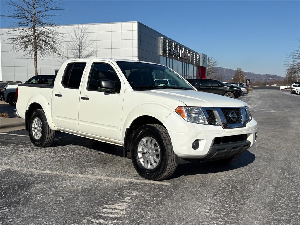 2017 Nissan Frontier SV V6 Crew Cab 4WD