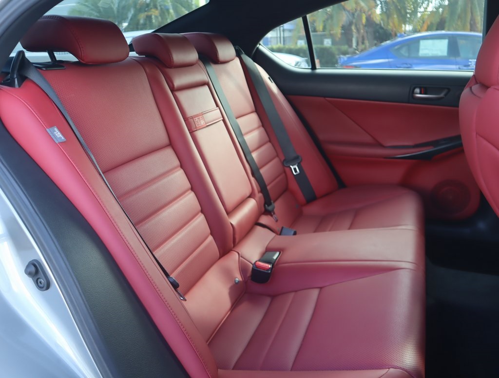 Thumbnail: 2022 Lexus IS - 25