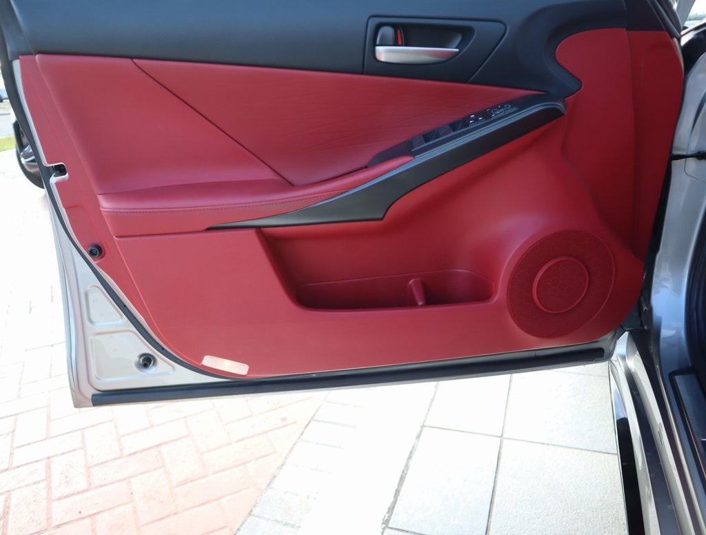 Thumbnail: 2022 Lexus IS - 32