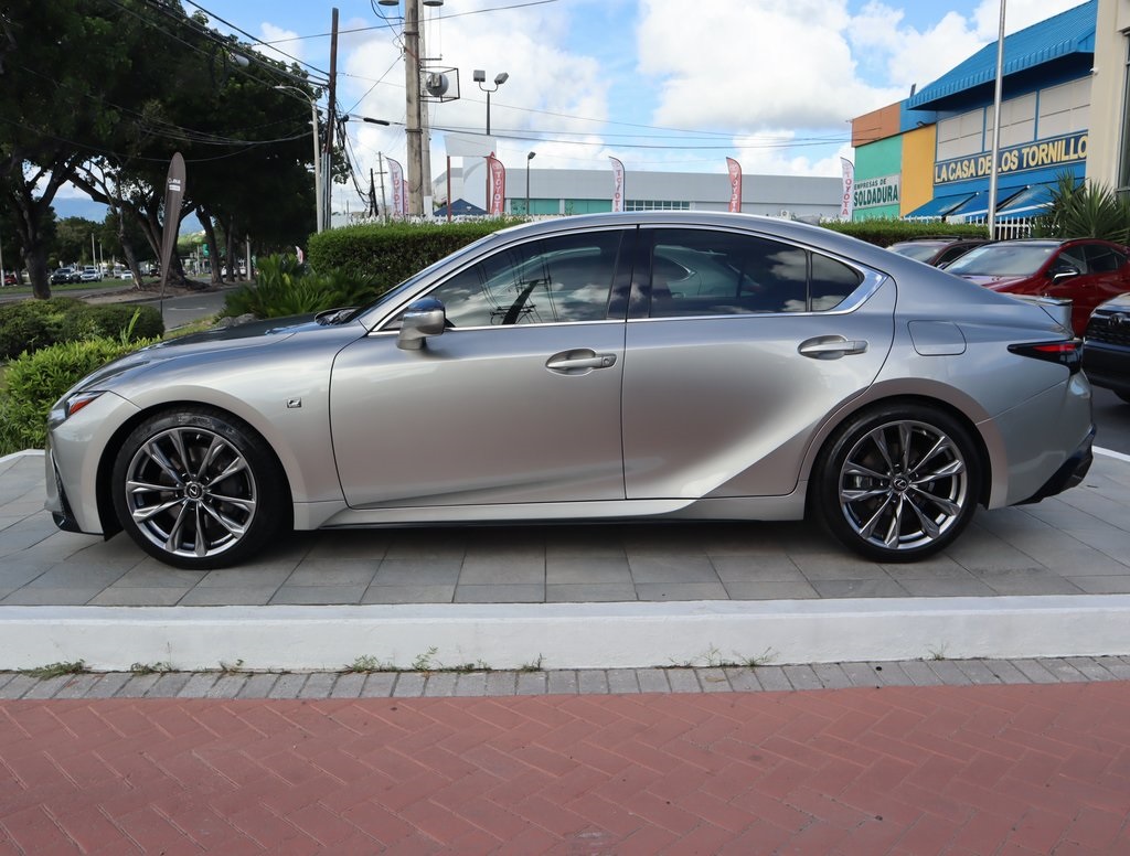 Thumbnail: 2022 Lexus IS - 8