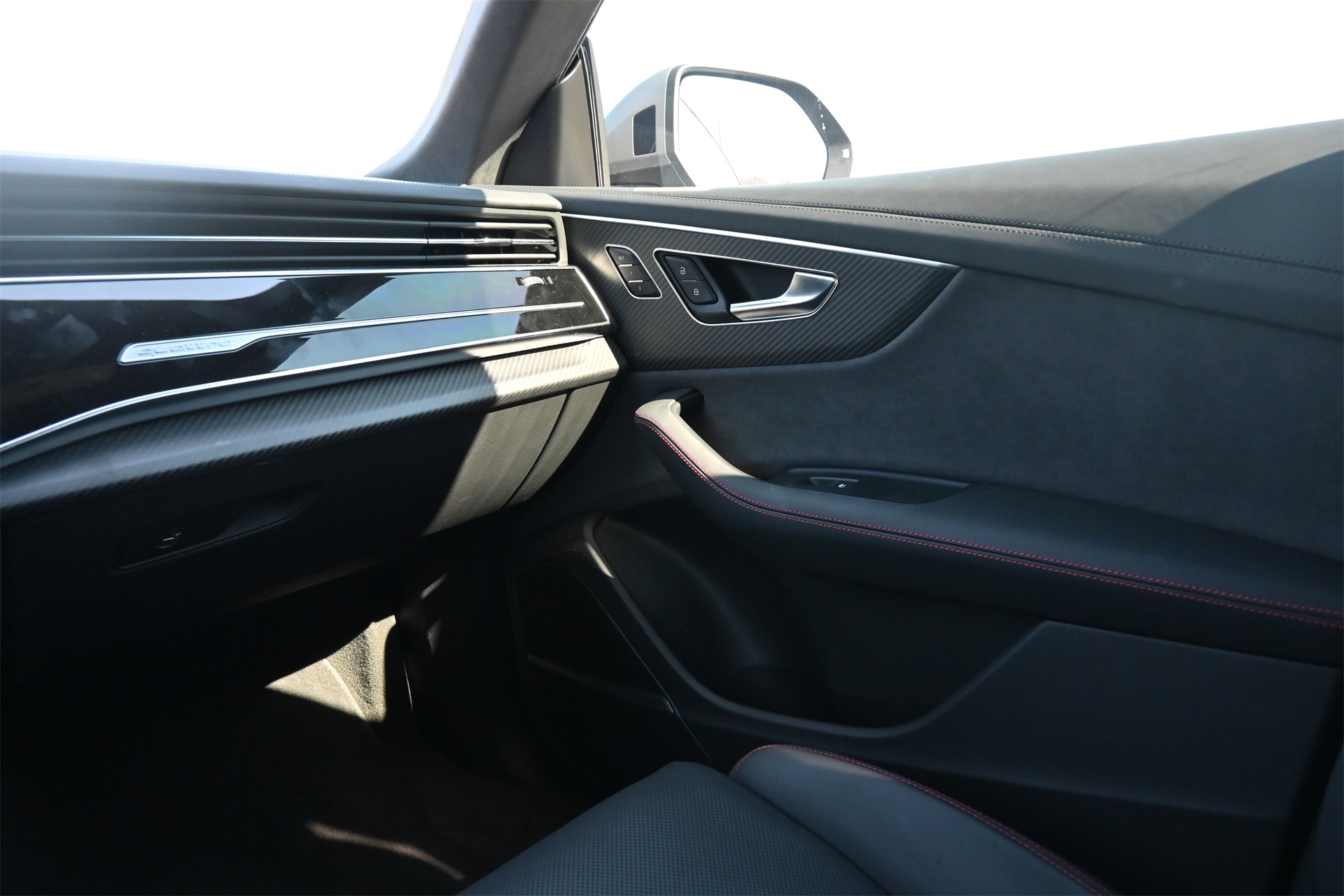 2025 Audi RS Q8 performance 4.0T - 7