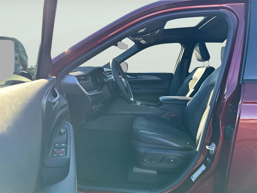 2025 Jeep Grand Cherokee L