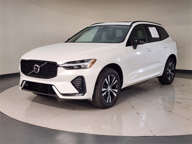 2025 Volvo XC60 B5 Core