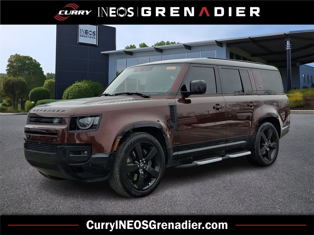 2024 Land Rover Defender 130 P400 X-Dynamic SE AWD